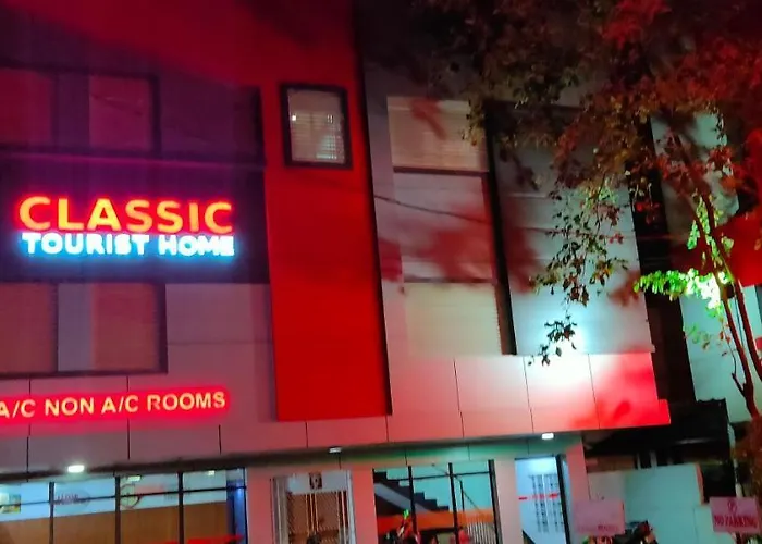 Classic Tourist Home Kochi
